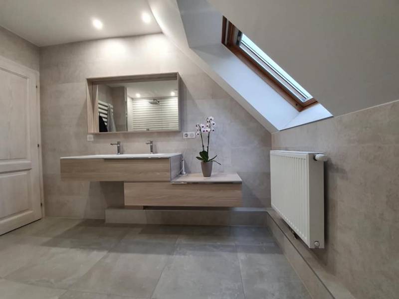 ZOOM sur les meubles et vasques de salle de bain