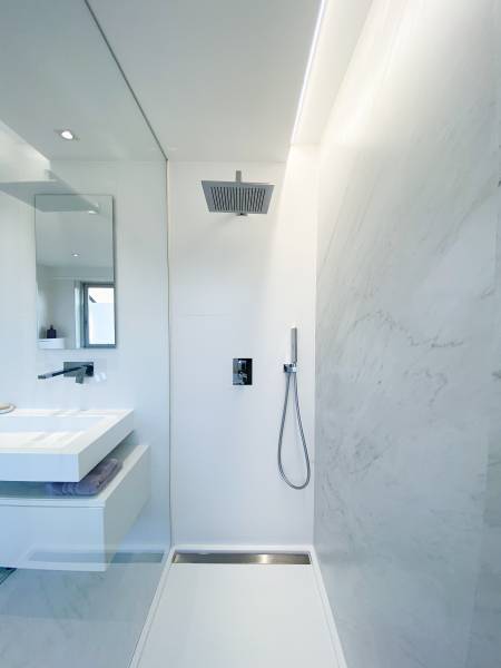 ZOOM sur les colonnes de douche